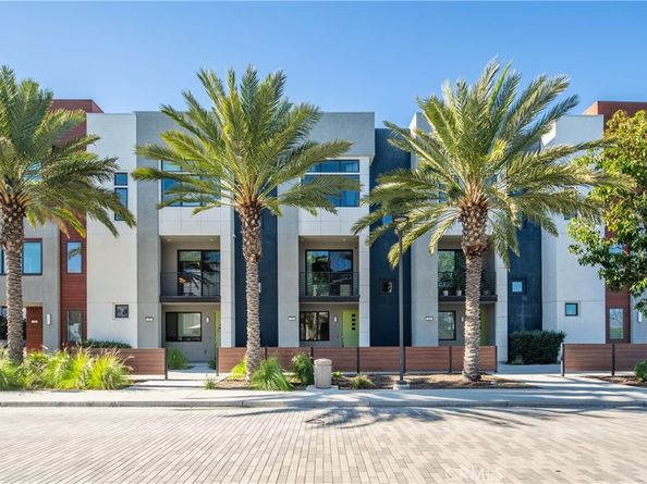 159 Waypoint, Tustin CA 92782