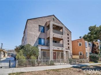 1512 N Stanton