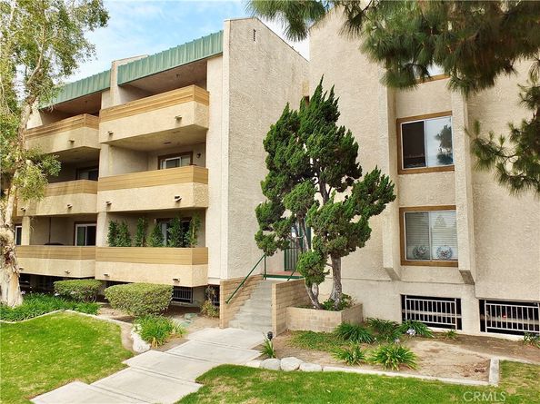 12121 Centralia Street 206, Lakewood CA 90715