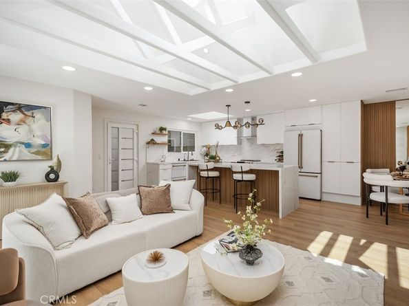 3253 San Amadeo P, Laguna Woods CA 92637