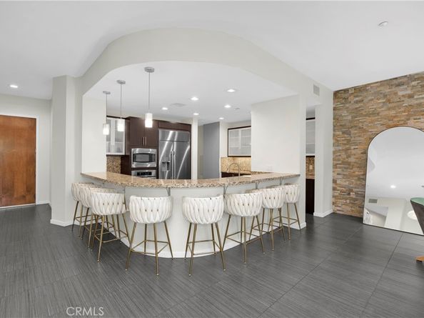 21 Gramercy 220, Irvine CA 92612