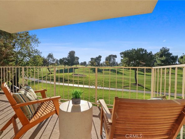 2389 W Via Mariposa W 2E, Laguna Woods CA 92637