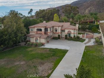 4954 Crestview Place