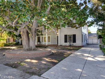 1804 N Heliotrope Drive