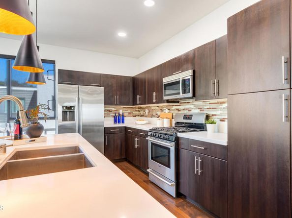 2504 Via Artis, Los Angeles CA 90039