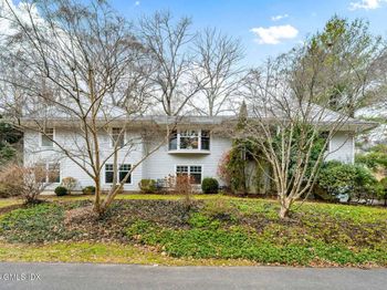 51 Glen Road