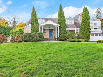 16 Intervale Place