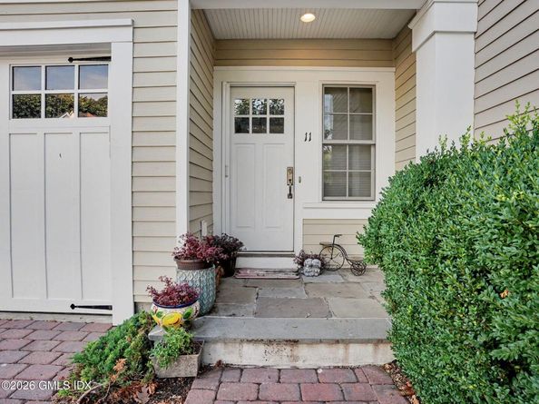 77 Havemeyer Lane 11, Stamford CT 06902
