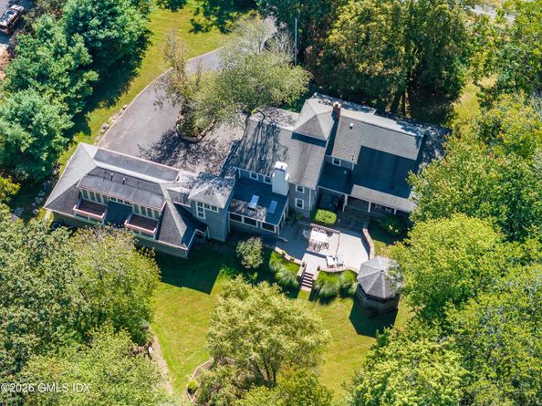 231 Roxbury Road, Stamford CT 06902