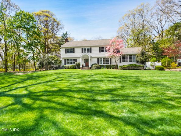 2 Daffodil Lane, Cos Cob CT 06807