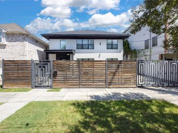 1305 Blodgett Street