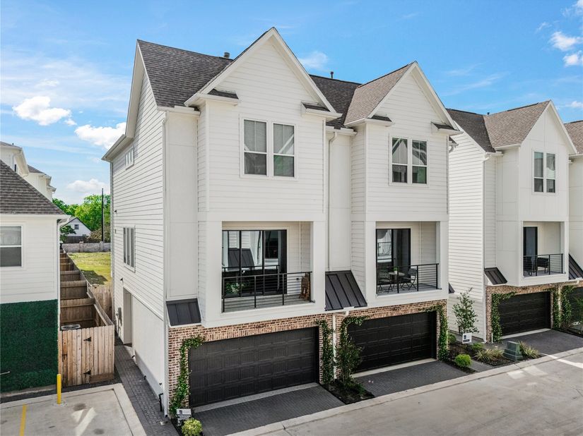 10617 Cascade Ledge Lane, Houston TX 77025