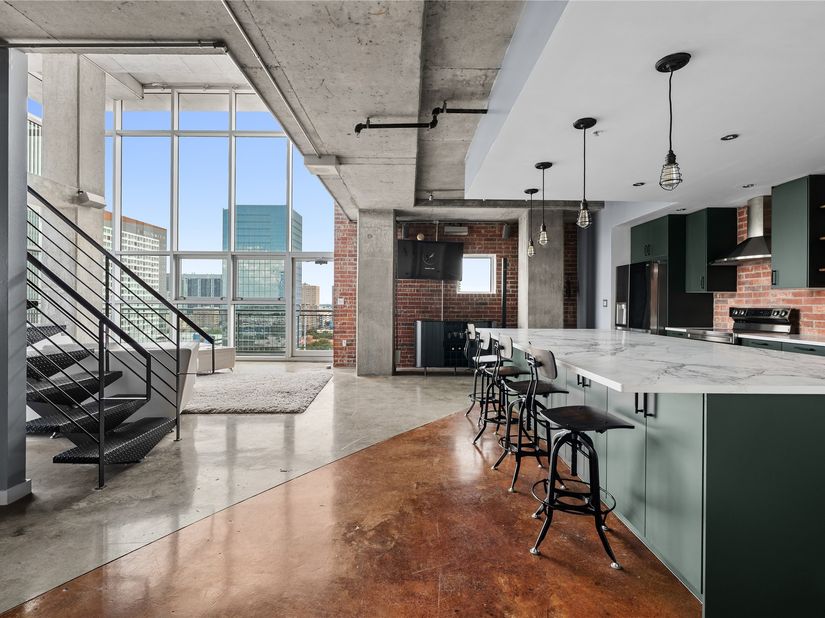 2000 Bagby St Street 13430, Houston TX 77002