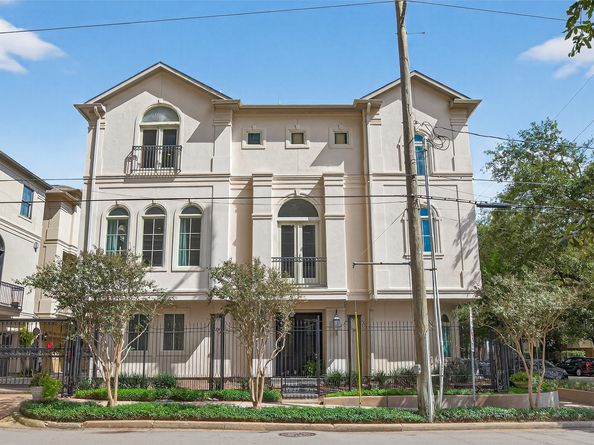 2624 Helena Street, Houston TX 77006