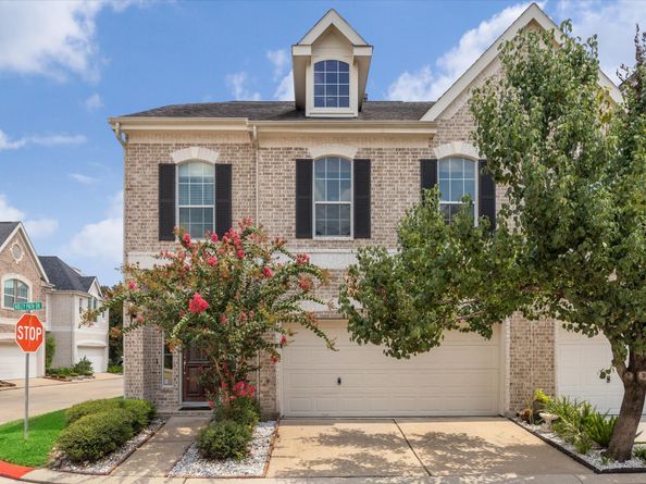 3203 HOLLY PATH Drive, Houston TX 77042