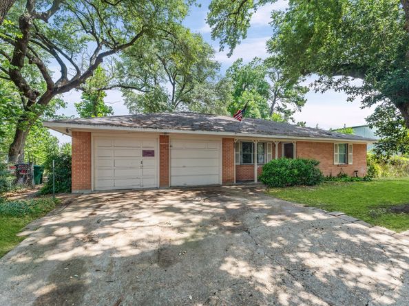 8506 Fawndale Lane, Houston TX 77040