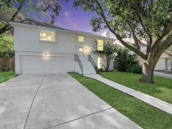 19306 Gladewater Court, Tomball TX 77375
