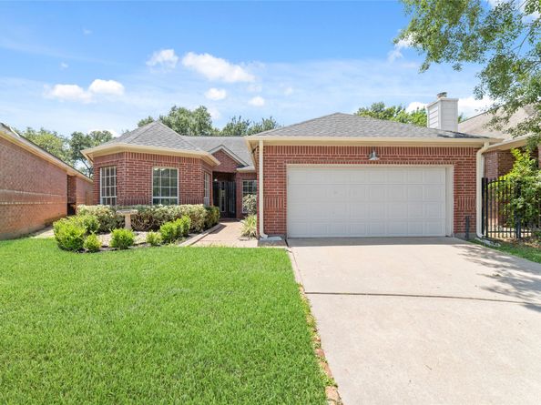 7115 W Hearthstone Green Drive, Houston TX 77095
