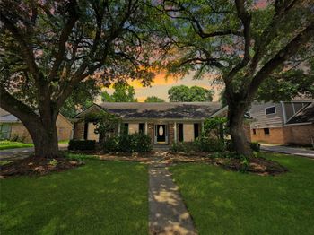 7907 12th Fairway Lane