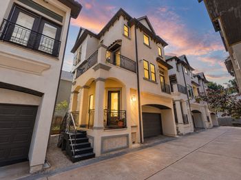 1506 W 23rd Street
