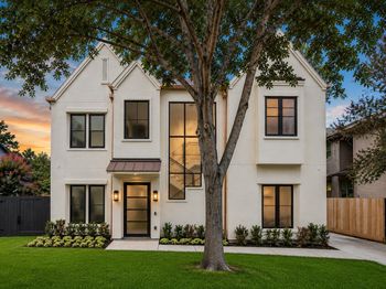 316 W 30th Street