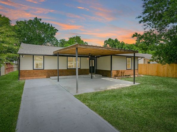 5719 Southwind Street, Houston TX 77033