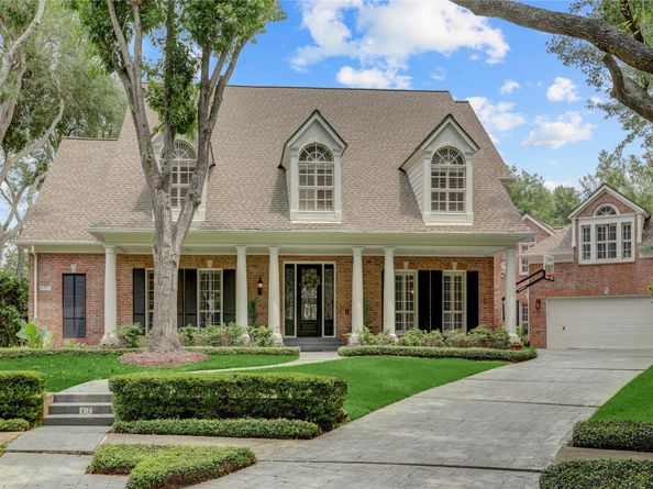 17 Shetland Isle Court, Sugar Land TX 77479