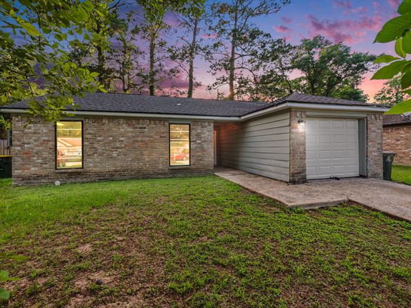 1321 N 7th Street, Conroe TX 77301