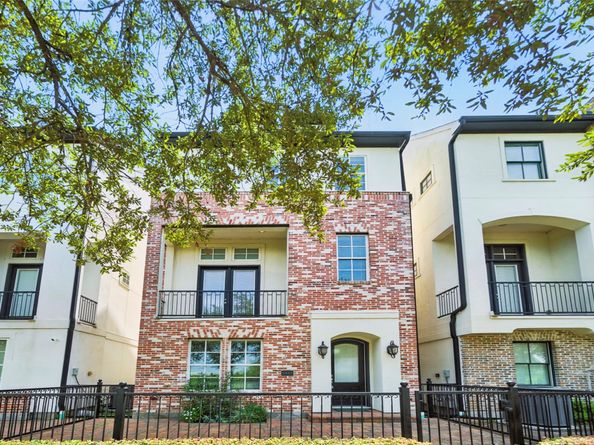 9443 Fannin Street, Houston TX 77045