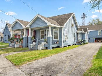 118 N Hagerman Street