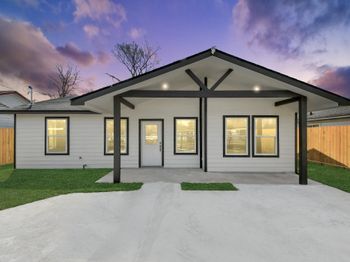 7626 Glen Manor Drive