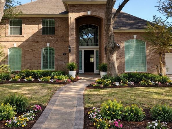 19 Rivercoach Lane, Sugar Land TX 77479