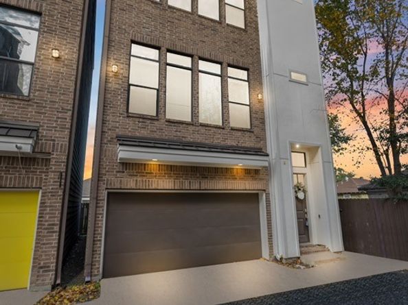 209 Burr Street D, Houston TX 77011