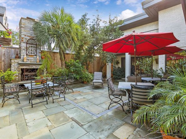 2500 Glen Haven Boulevard, Houston TX 77030