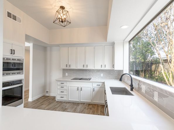 20 Charleston Street N, Sugar Land TX 77478