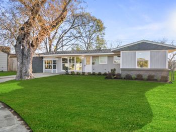 6174 Kenilwood Drive