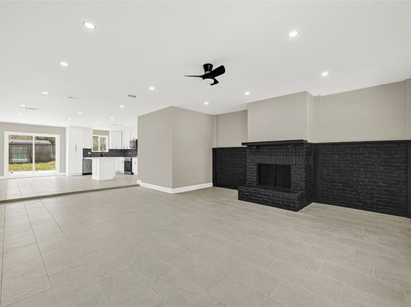 11923 Shady Meadow Street, Houston TX 77039