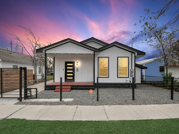 2518 Cochran Street, Houston TX 77009