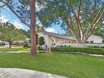 6238 Braesheather Circle