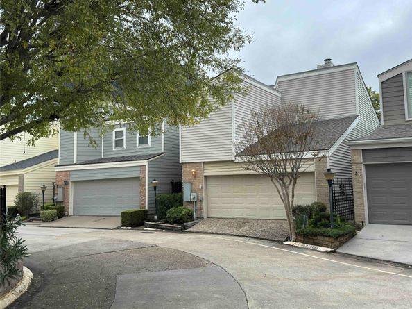 1829 Bering Drive 2, Houston TX 77057