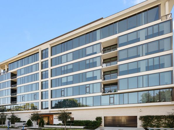 2323 W Main Street 506, Houston TX 77098