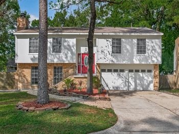 2923 Royal Glen Drive