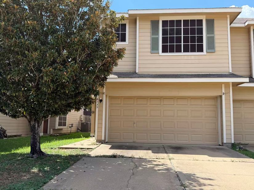 6135 Morningshire Ln, Houston TX 77084-6783