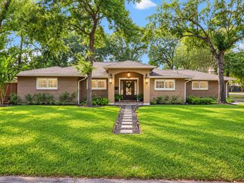 9402 Crispin Lane
