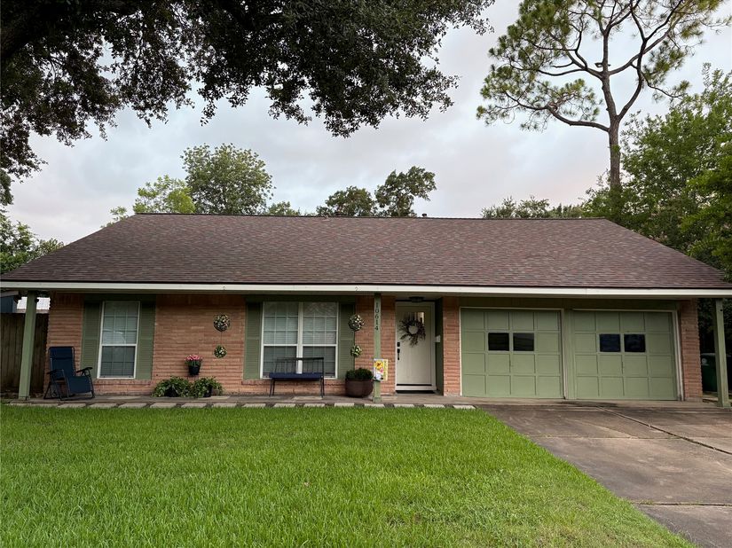 10614 Carlota Court, Houston TX 77096
