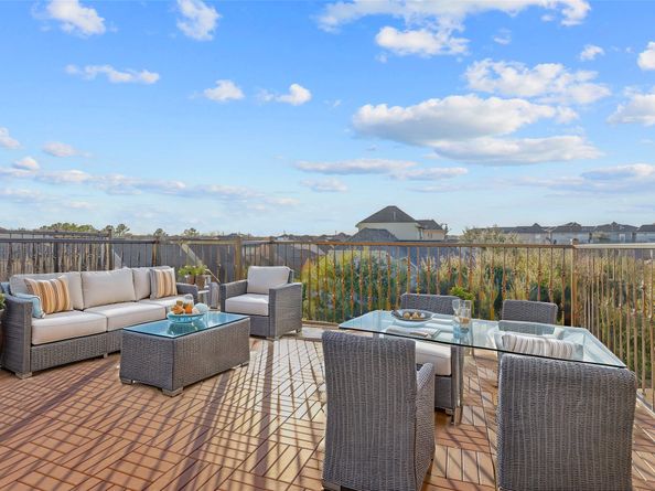 9133 Creekstone Lake Drive, Houston TX 77054