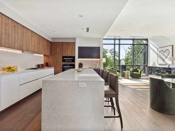 5104 Caroline Street 203, Houston TX 77004