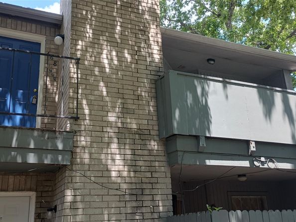 9797 Leawood Boulevard 408, Houston TX 77099