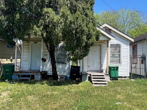7615 Avenue F, Houston TX 77012