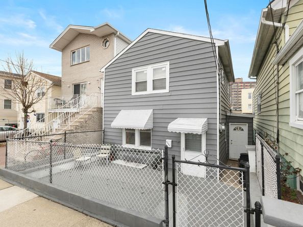 6203 Newkirk Ave, North Bergen NJ 07047